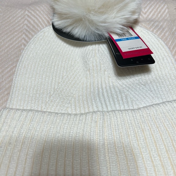 Vince Camuto Faux Fur Pom Beanie & Scarf Set - Picture 8 of 10